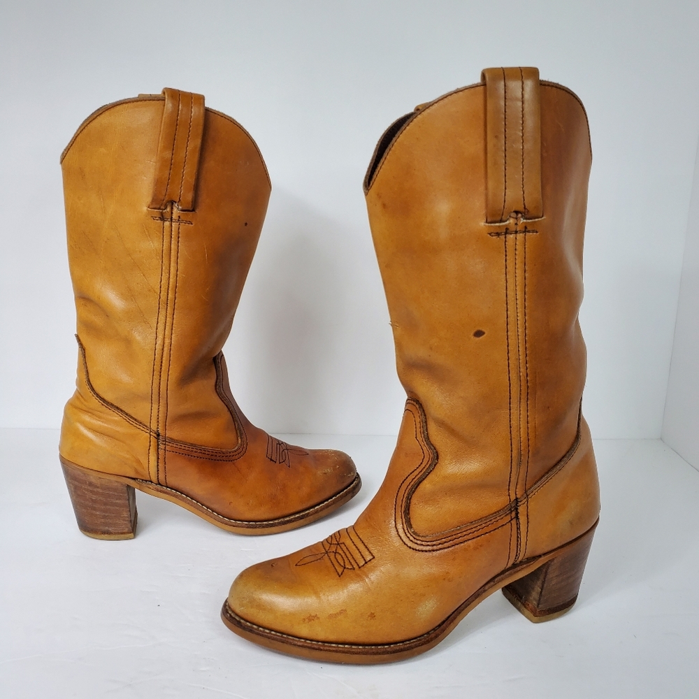 Vintage Dexter tan leather heeled cowgirl boots